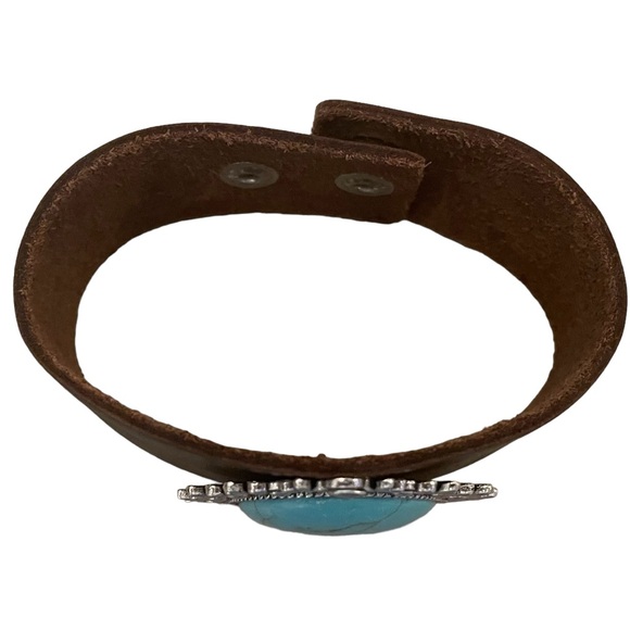 Faux Oval Turquoise Brown Leather Snap Bracelet - Picture 3 of 6